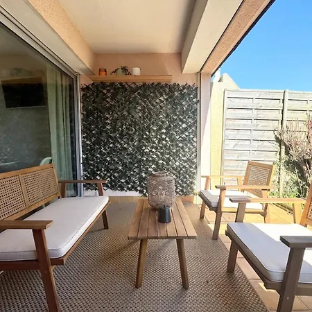Lovely T2 - Terrasse & Jardin - 50m Des Plages *