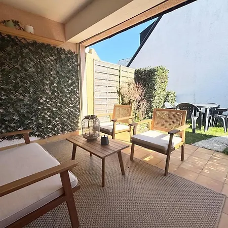 Lovely T2 - Terrasse & Jardin - 50m Des Plages